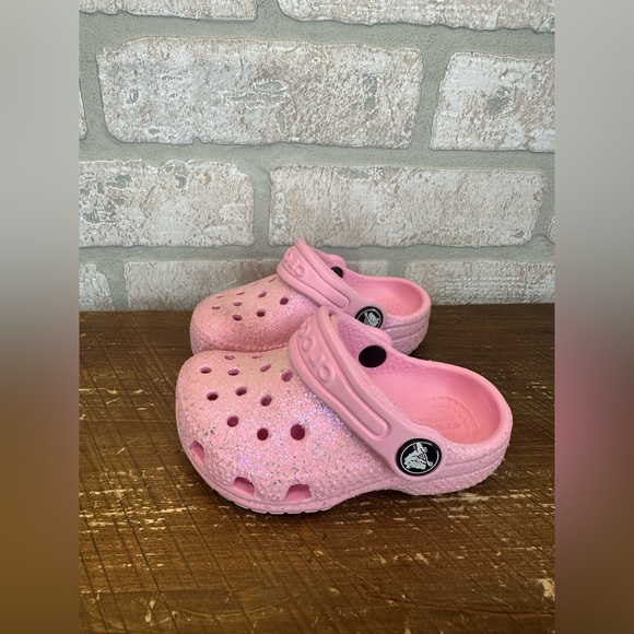 Crocs Toddler Classic Glitter Clog - Flamingo Pink - Size 5 - 0072 - Picture 3 of 6
